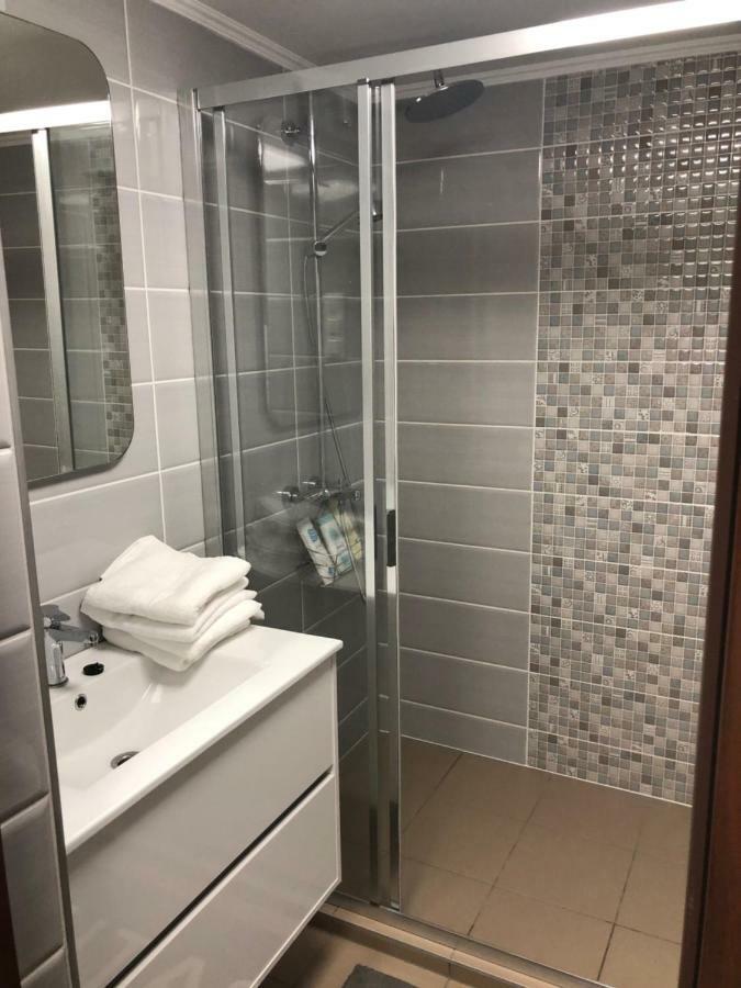 Beachfront Studio Apartman Aparthotel Balatonfůzfő Bagian luar foto